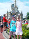 Disney2005_004.jpg (193490 bytes)
